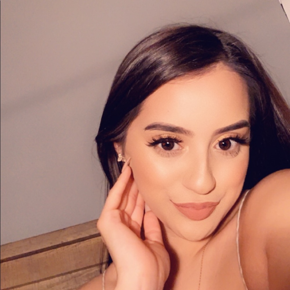 Meet your Posher, Teresa